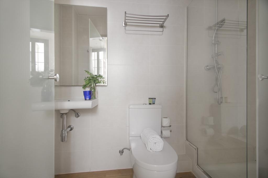 Guest house Som Nit Born Barcelona
